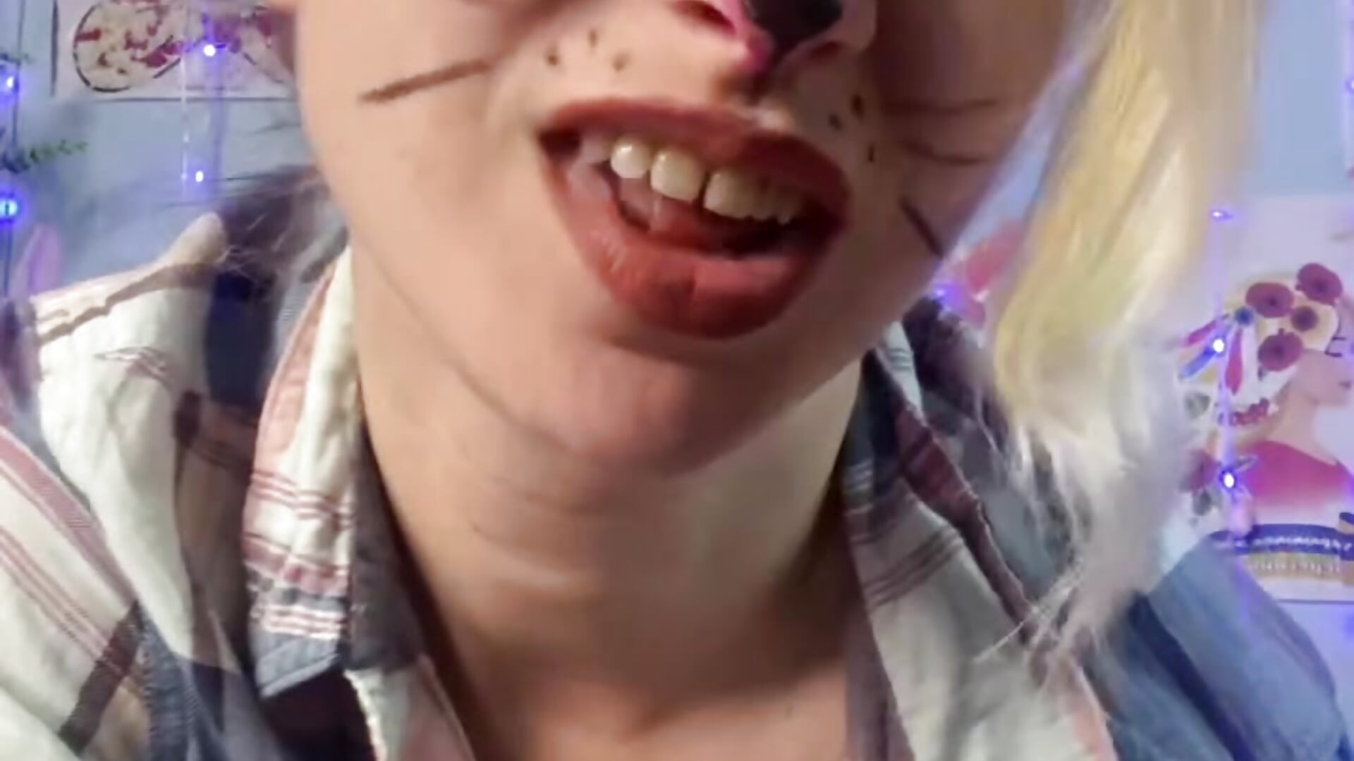 sweet easter bunny - video by HarleyWidLife cam model