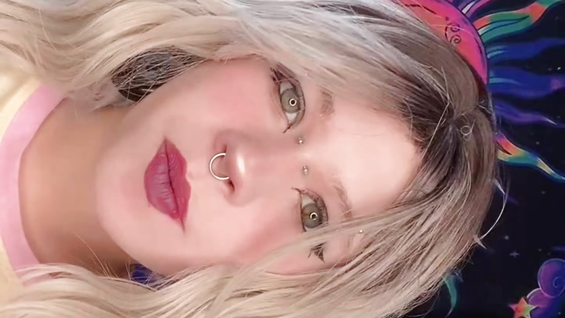 🐈🐈 - vidéo du modèle de showcams MeowMixer