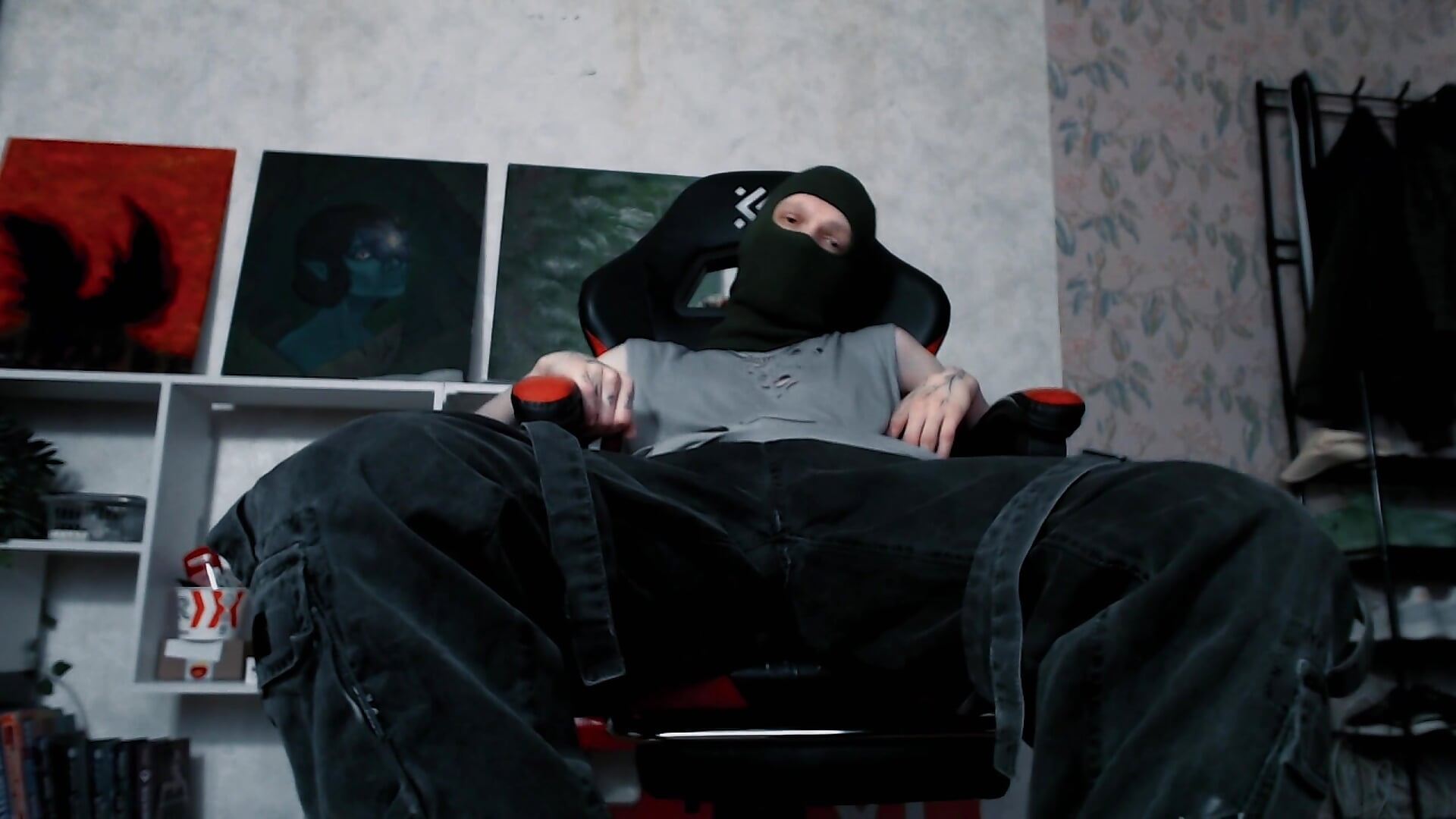 [FOOTFETISH] army socks - ravi_olle adlı kamera modelinin videosu