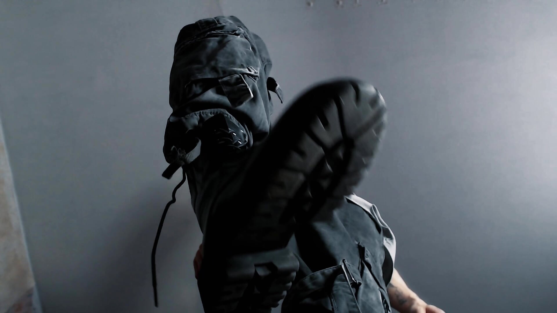 [FOOTFETISH] army boots - ravi_olle adlı kamera modelinin videosu