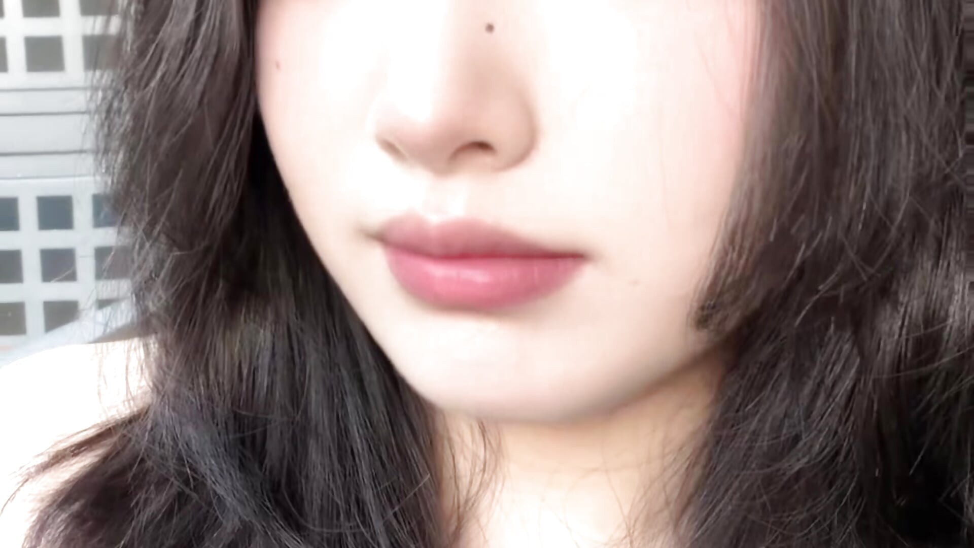 哭没用 但让你哭 是姐姐没用 - vídeo de Paopao- modelo de câmara