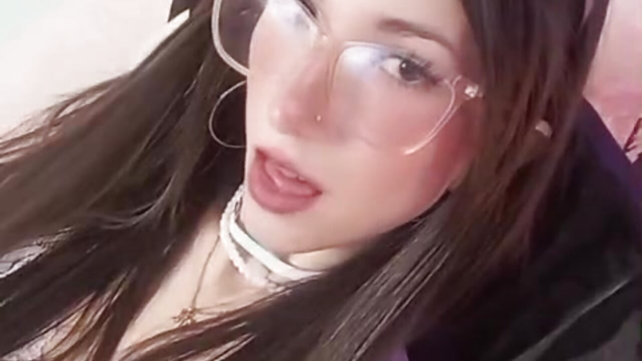 hii my love - video di vane_coral modella di cam