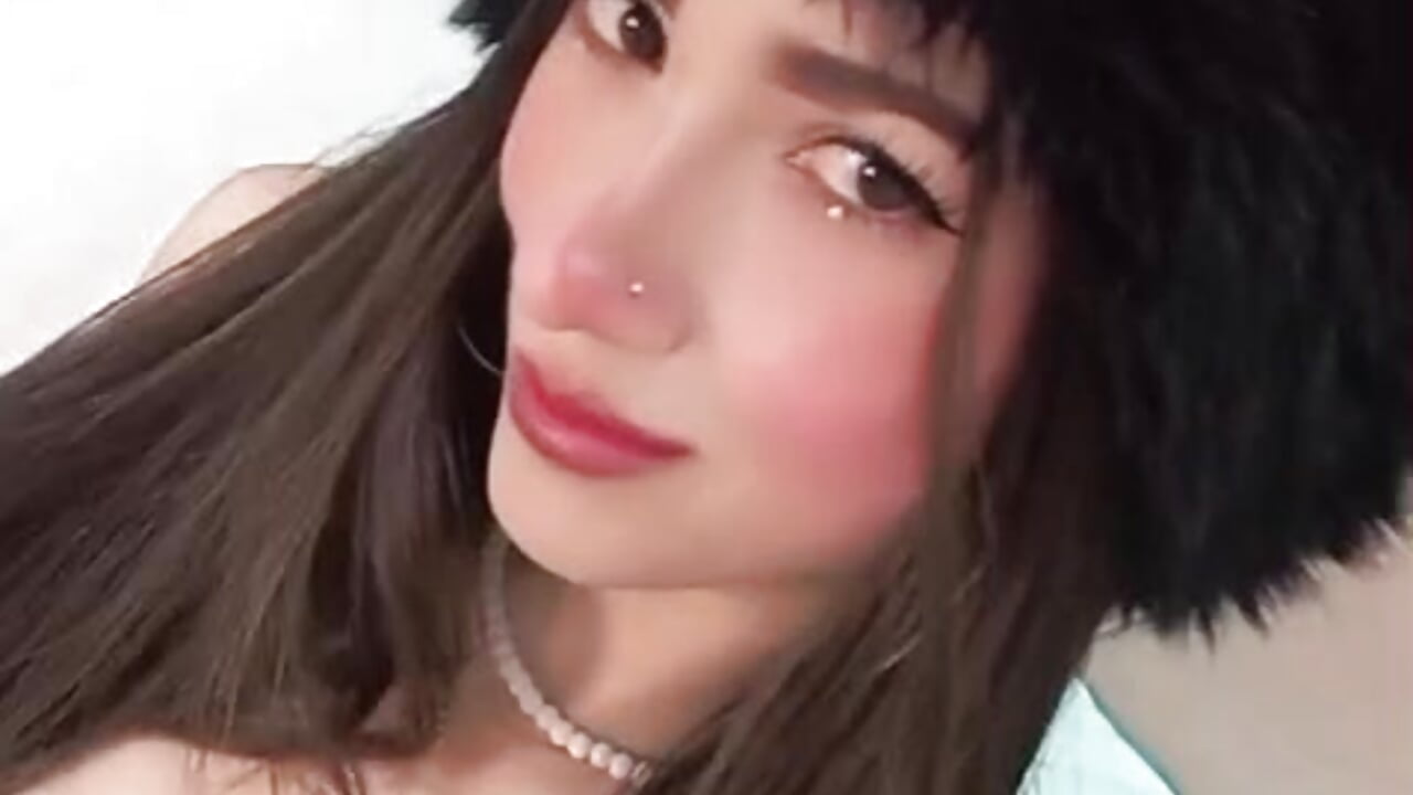 ayyy hi－カメラキャストのvane_coralの動画