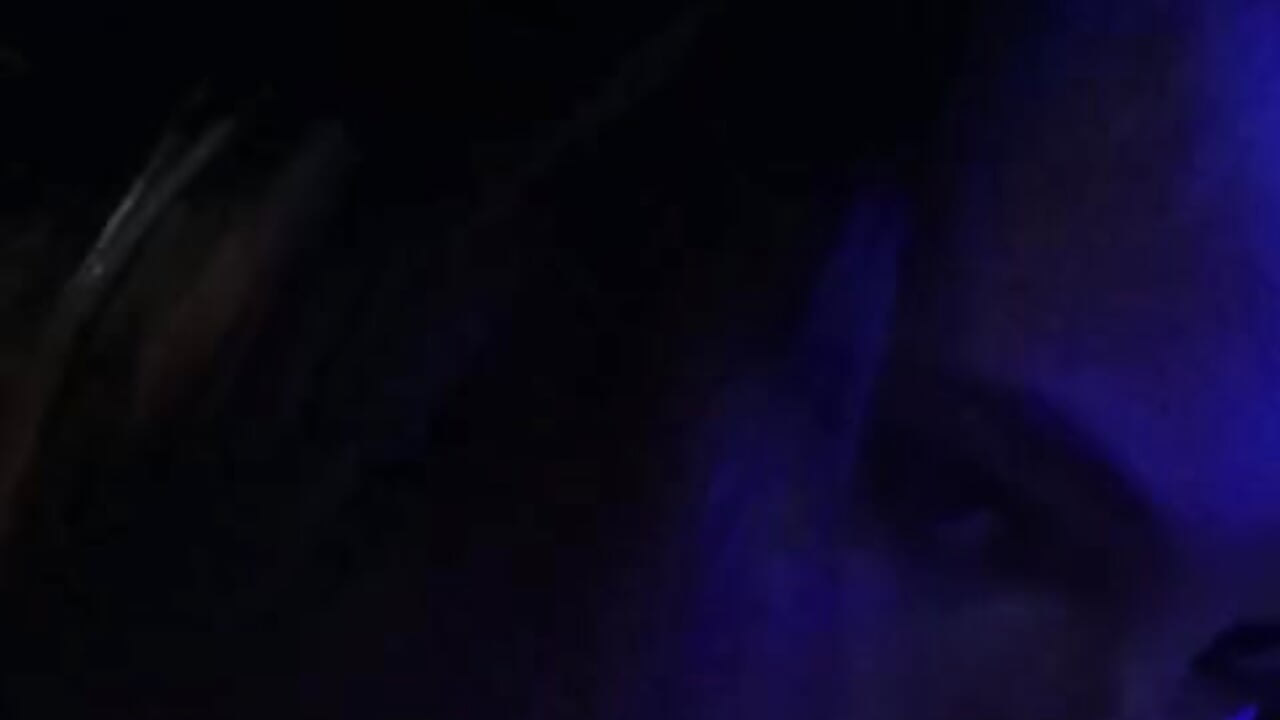 on a pylon - video van VenessaGuerri cam-model