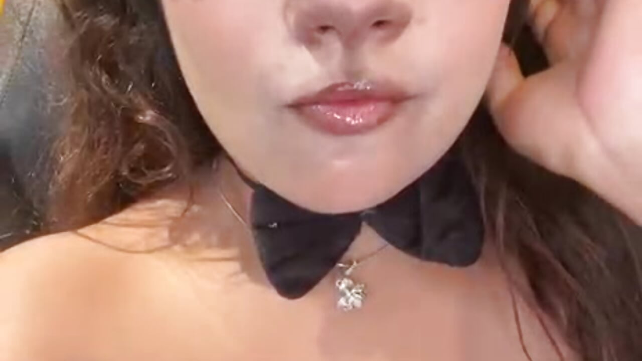 Come into my room now and make me tremble however you like... ⚡💦 - vídeo de yaazhinii modelo de câmara