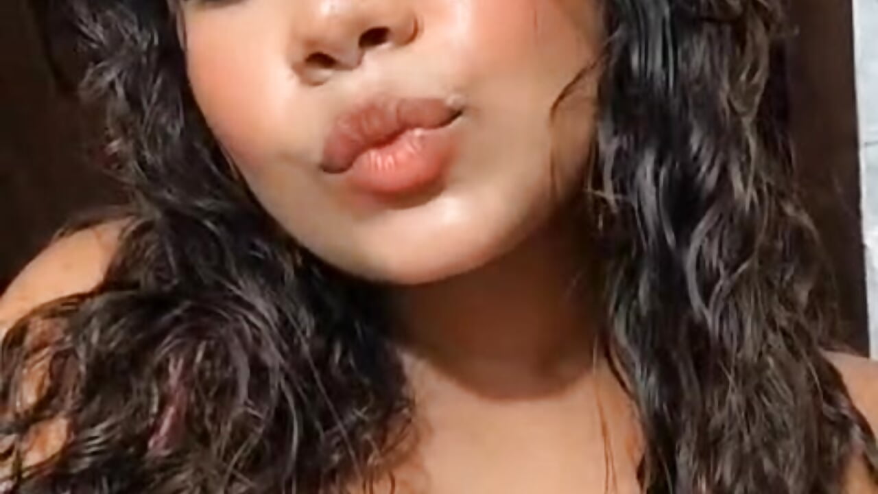 I am a little princess with pink✨ – video af yaazhinii cam-model