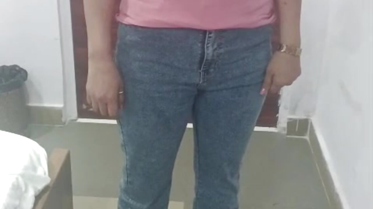 1000011744 - video oleh riya_sharma11 kamera model