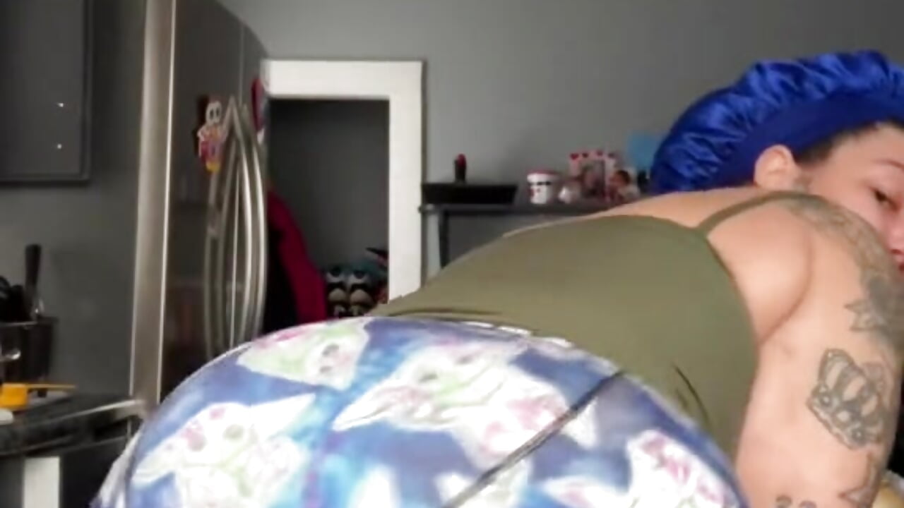 v12044gd0000cus93tvog65rafaprpm0 - відео від вебкаммоделі neekybonita