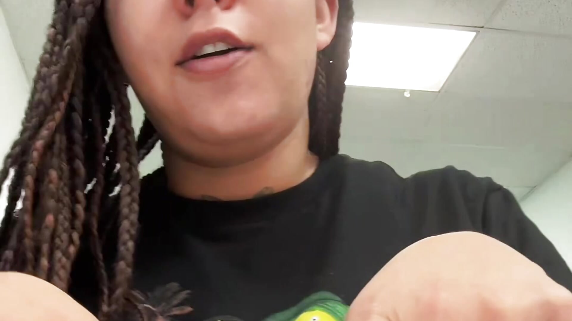 6b366b60e8214d679e7639d41a0b3c0d– neekybonita kameramodell videója