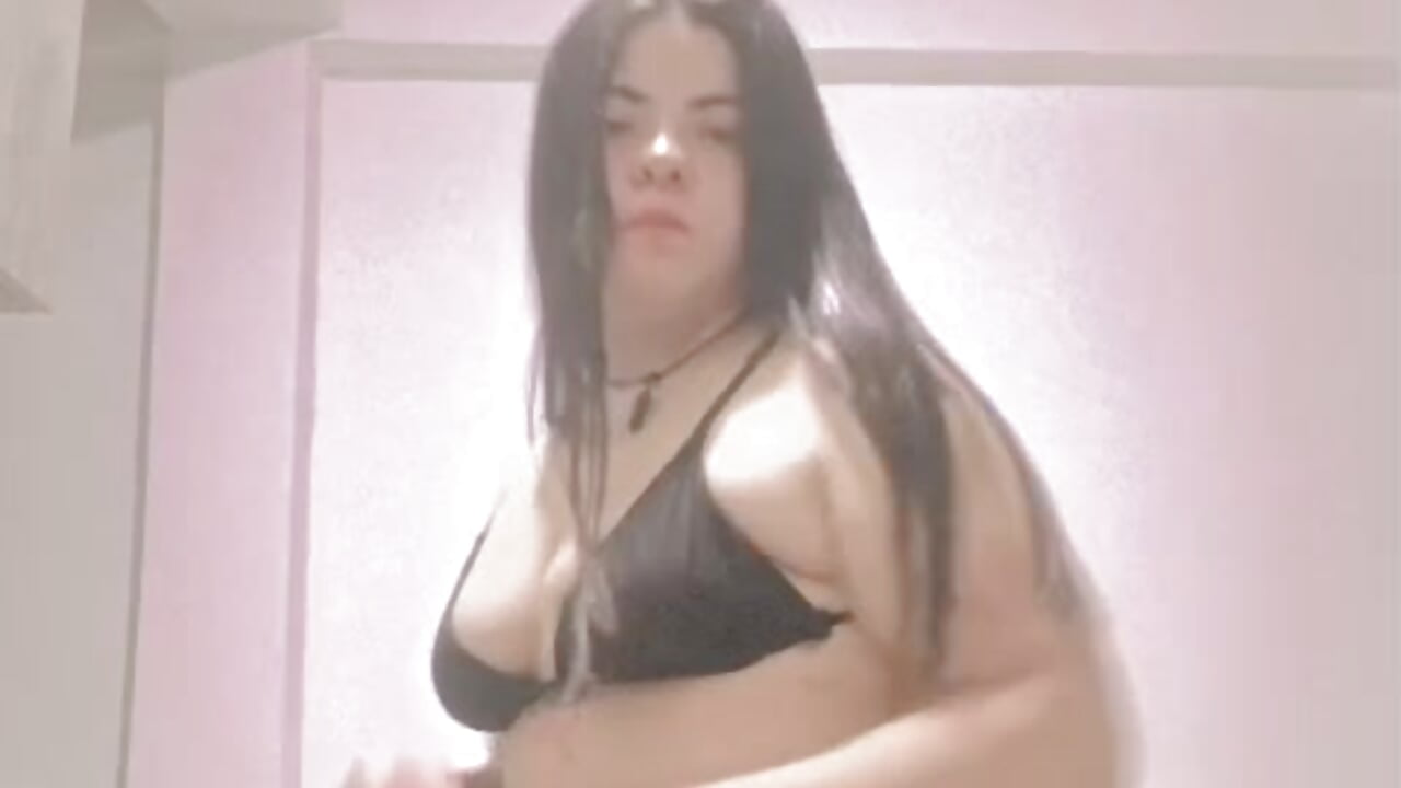 🔥 - Aria_thompson_12 캠 모델의 동영상