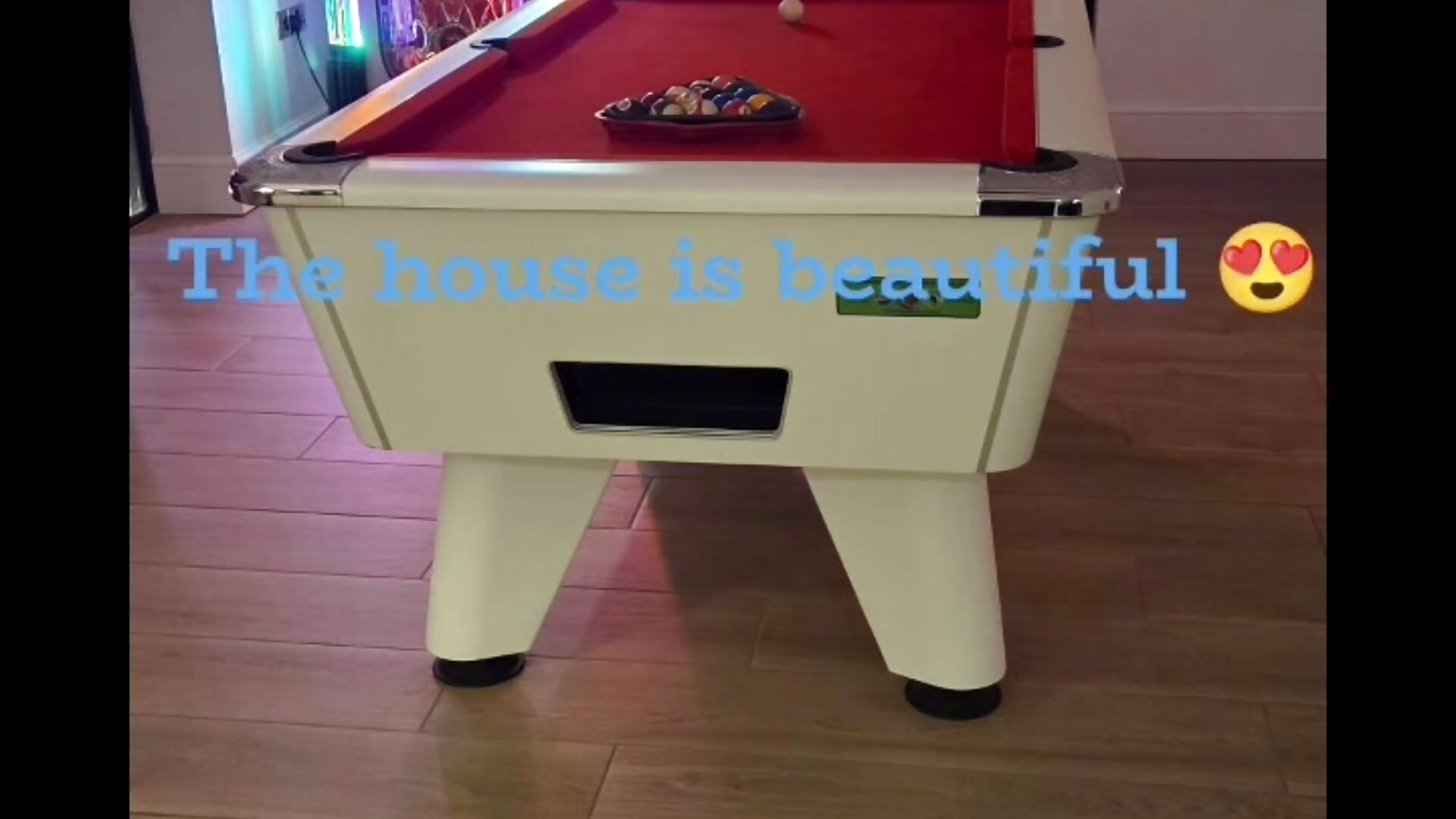 Girls weekend away - PerfectPage1979 캠 모델의 동영상