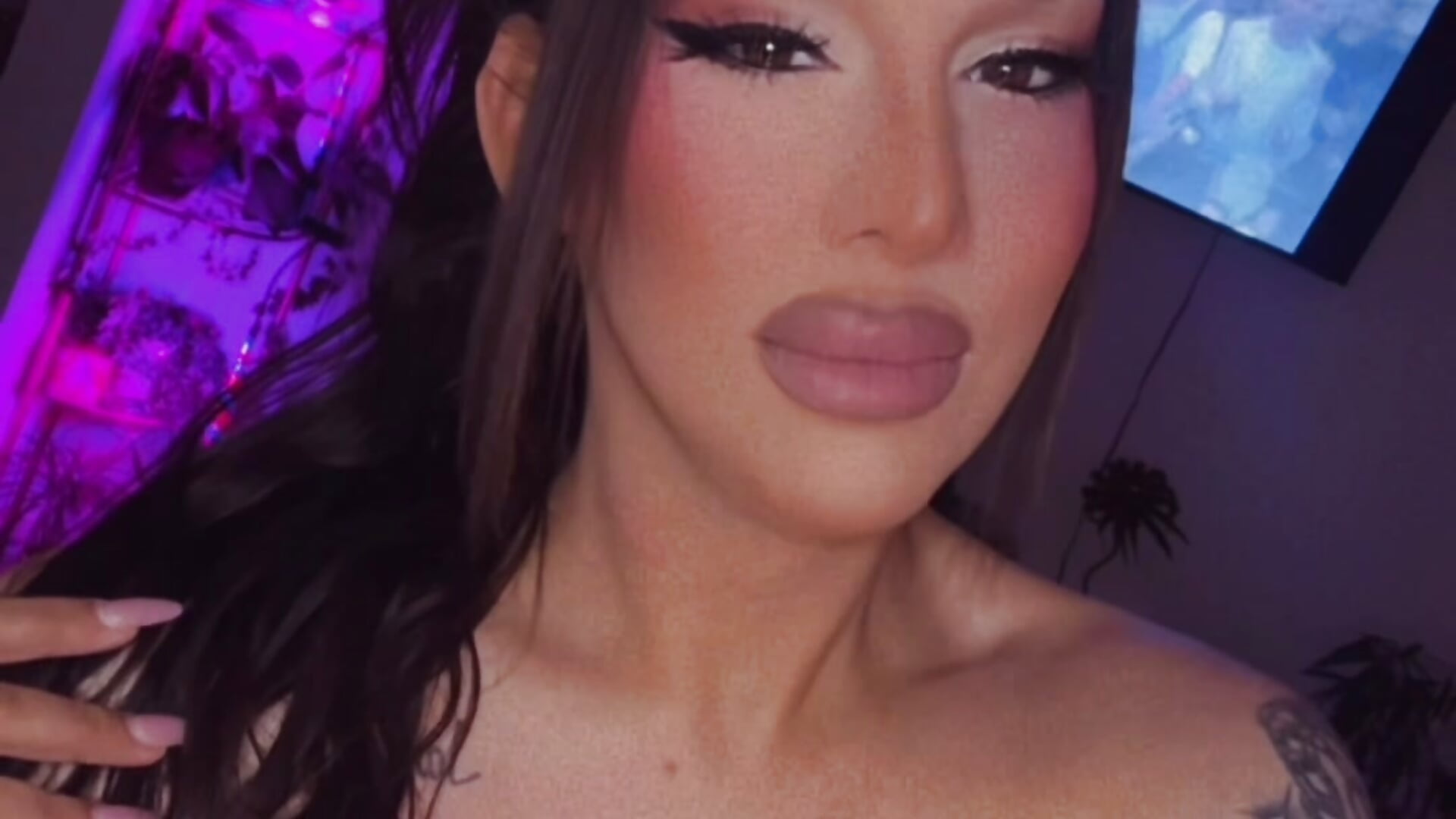 xoxo - відео від вебкаммоделі bbygirlnycole