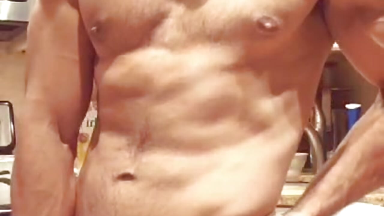 BigMuscleGuy28 - Clip popular cu modele videochat 6929