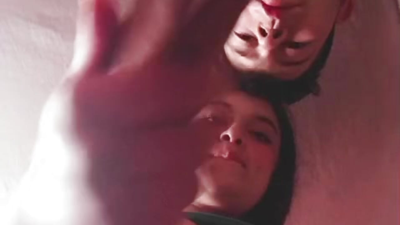 Jasmine's tits look great while she masturbates my cock 😈😋😎 - jazminandjustin adlı kamera modelinin videosu