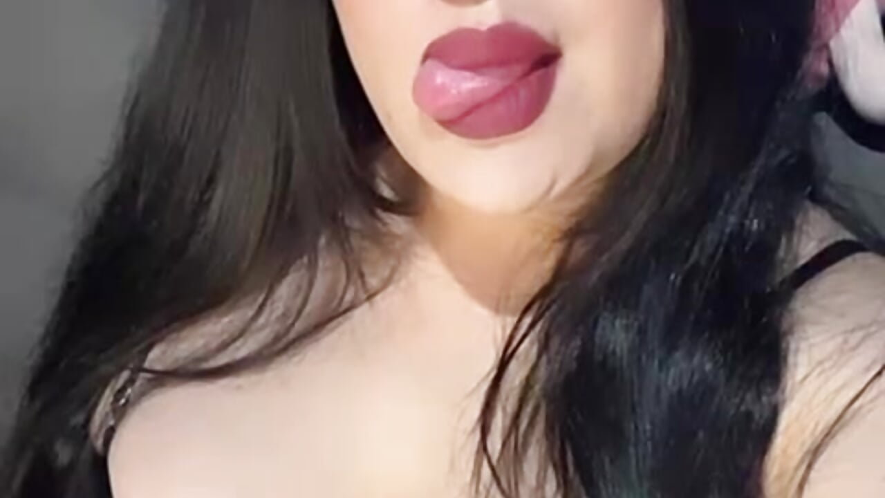 Hey love 🥰 - відео від вебкаммоделі Naahoomi