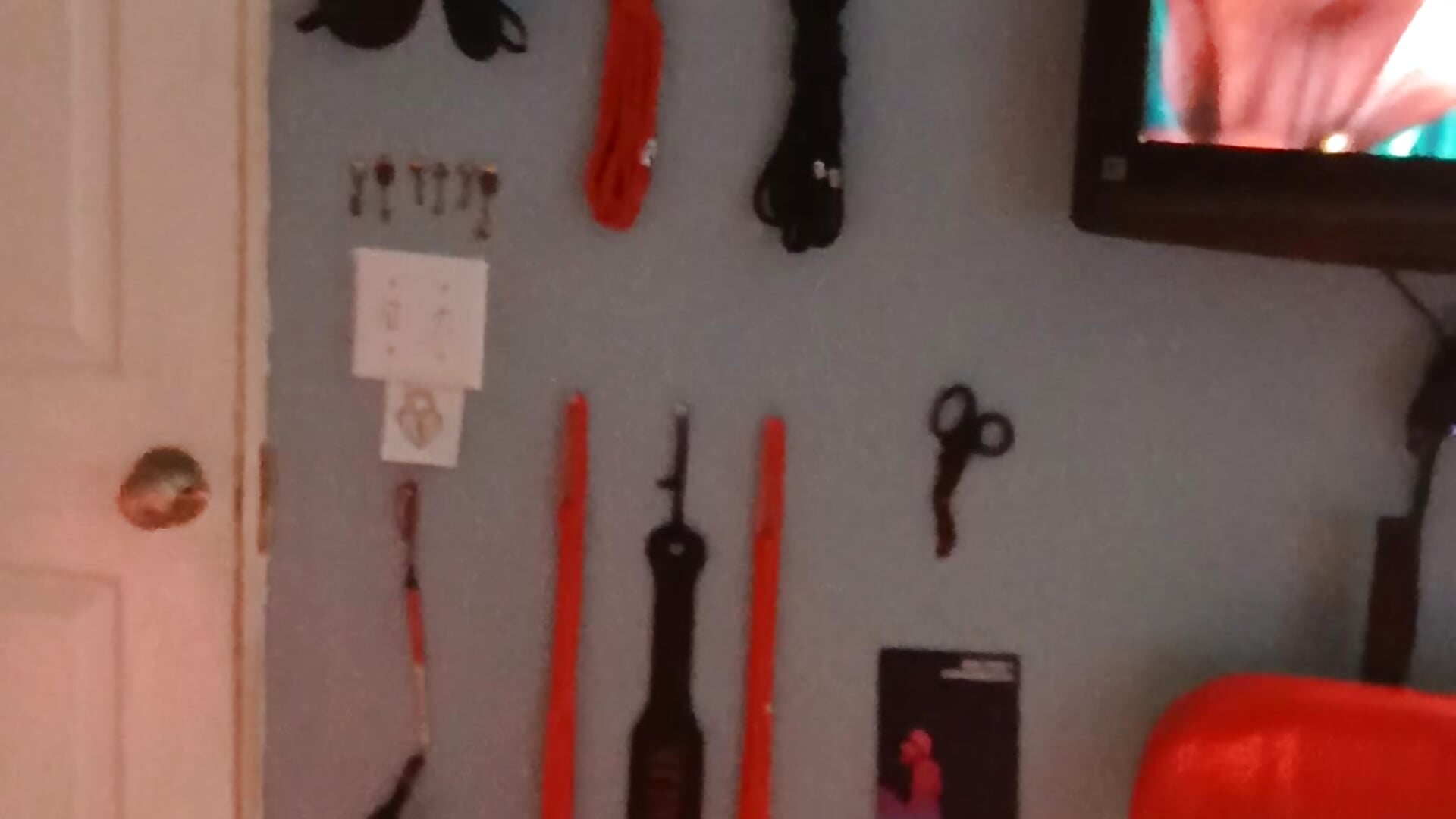 our room - video oleh model kamera bellaskeykeeper