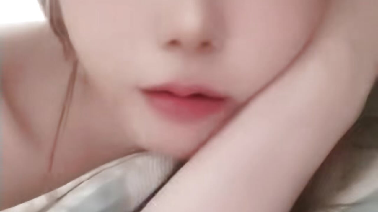 1000000101 - video của người mẫu cam Toxin-666