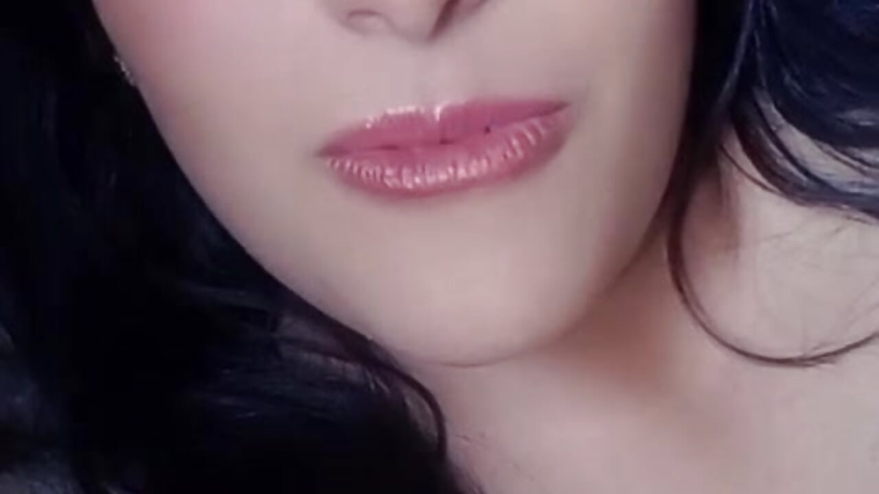 Hi guys - video oleh model kamera sofi_violet05