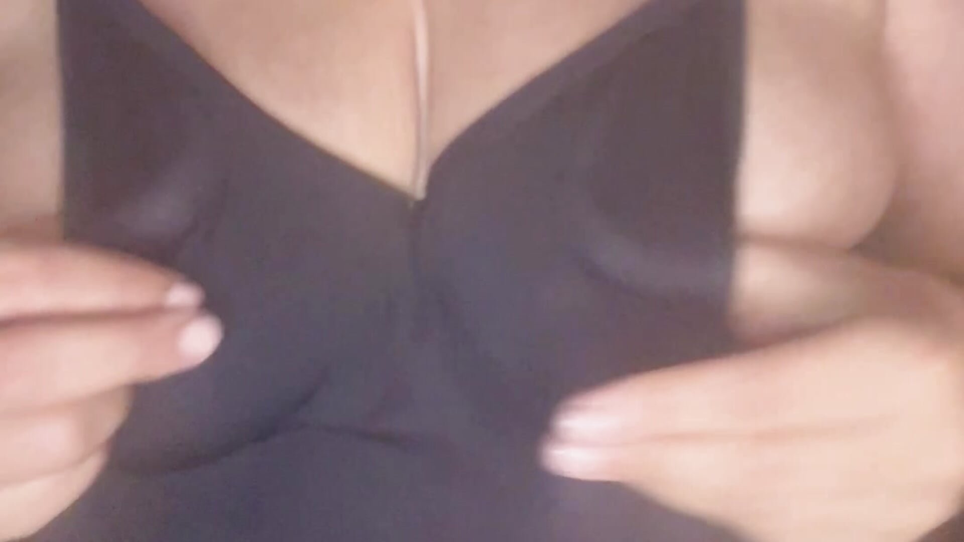 Quick dancing preview - video by HotCoCo600 cam model