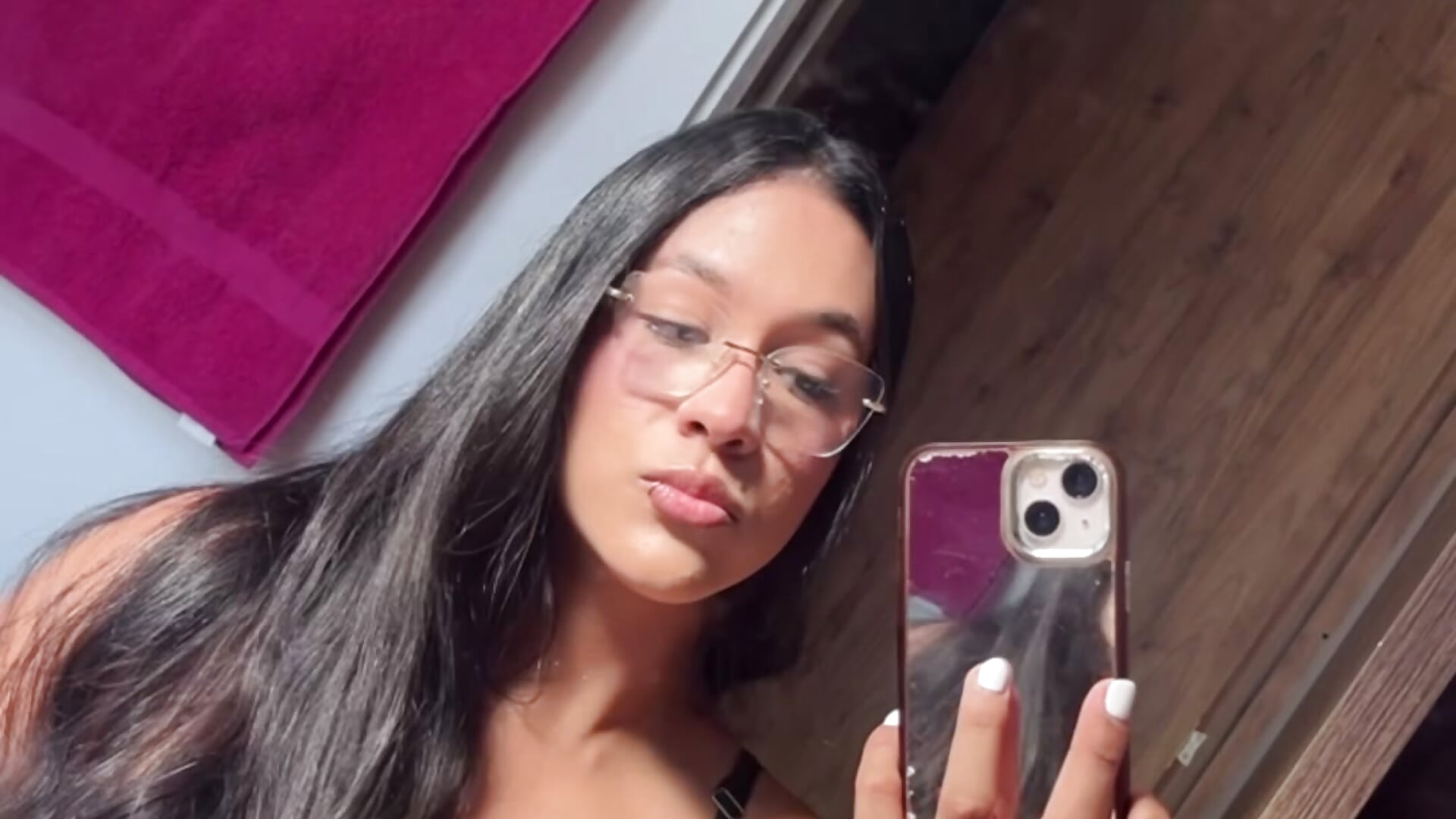 Only me. - วิดีโอโดย HoneyDolllXXX โมเดลแคม