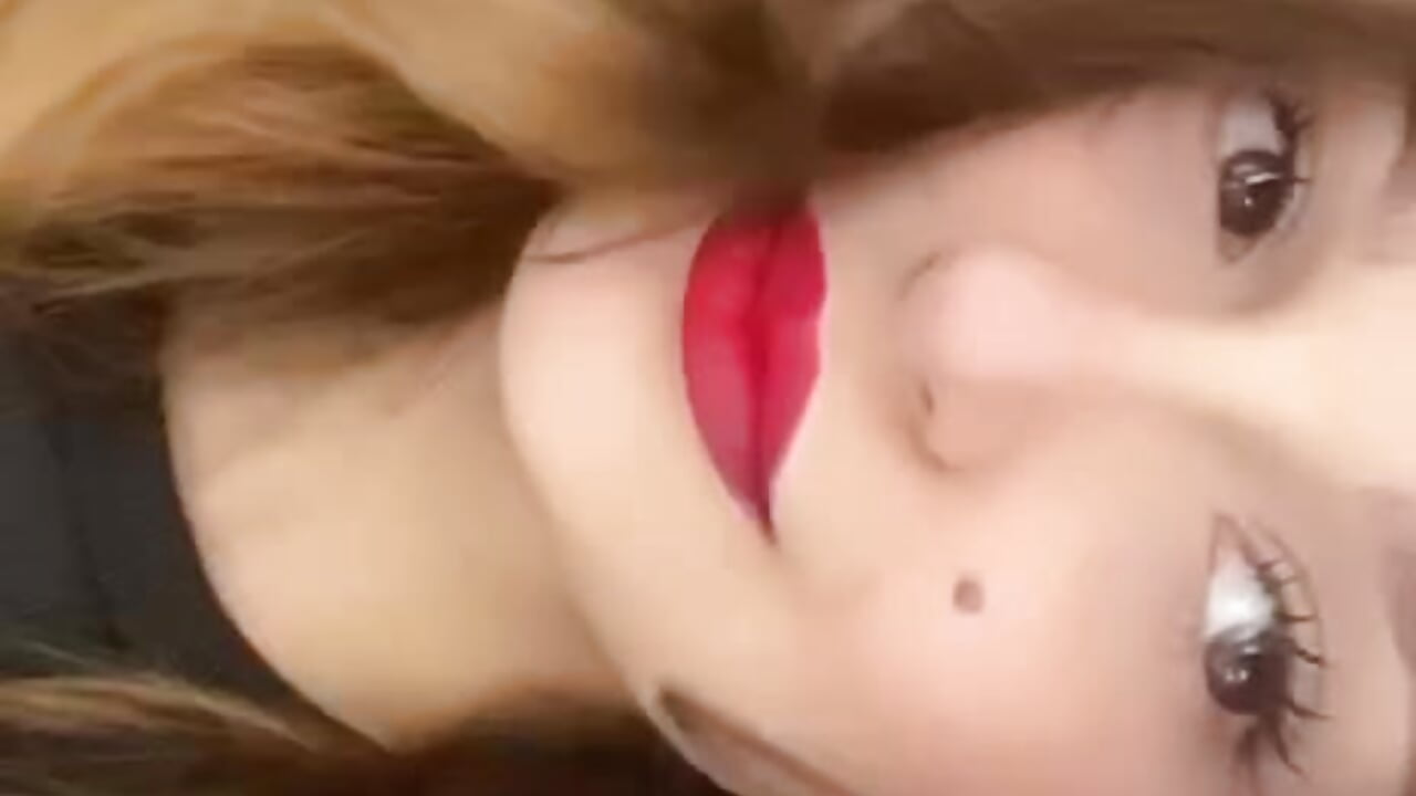 😘 – video af Nelly_Snorry cam-model