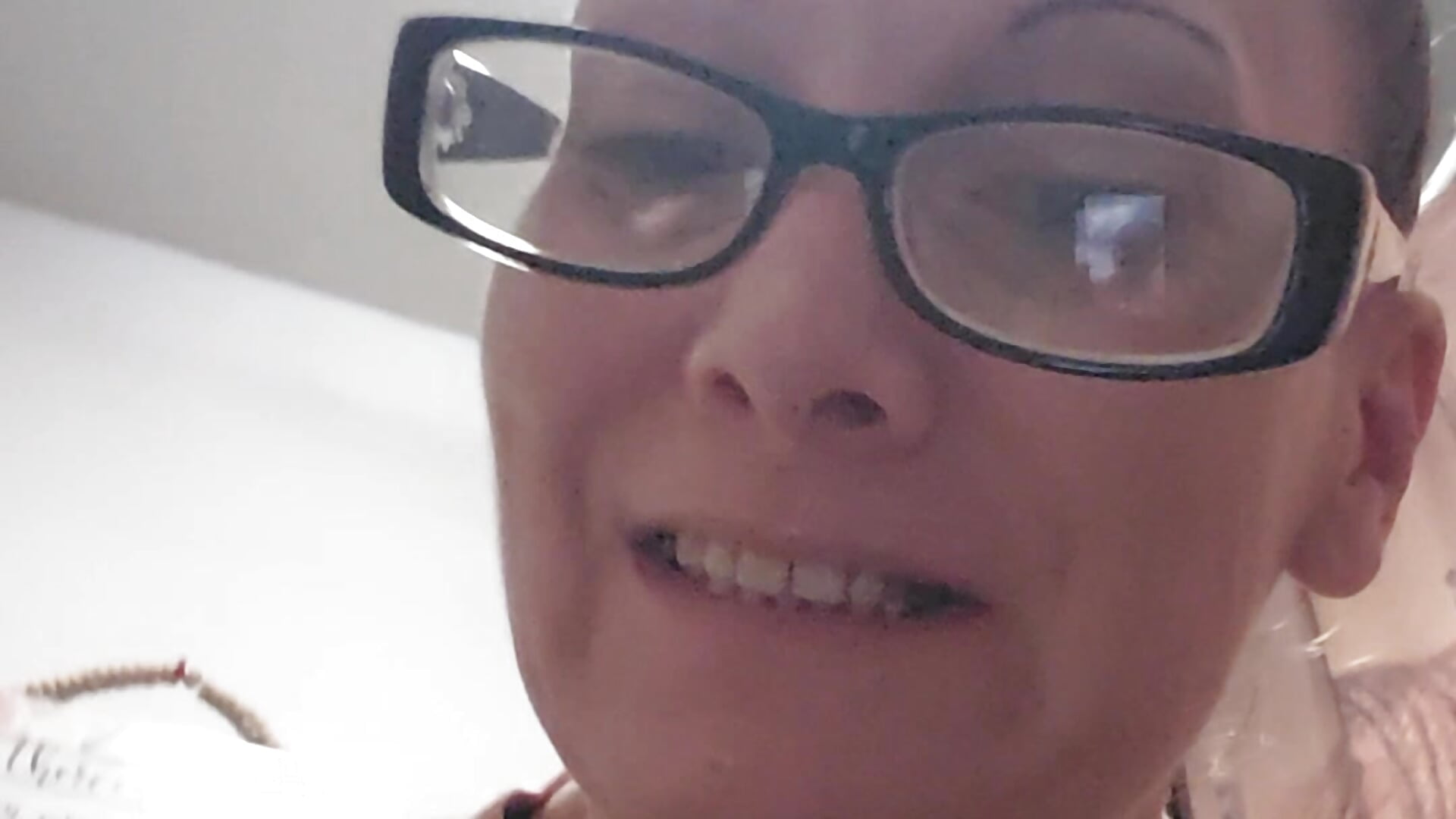 1867 — filmik TiredRecent, modela(-lki) na kamerkach