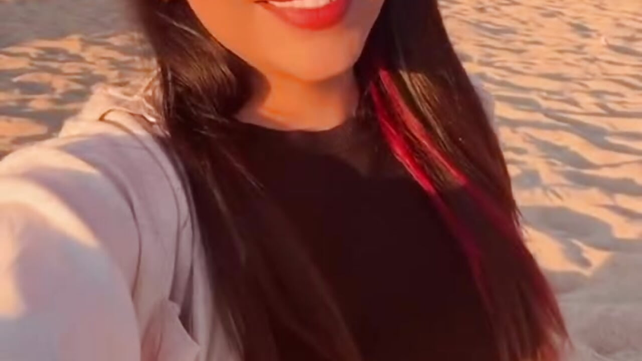 c18e4b5bf7f04004a68bb73b7e149738 - video by GeorginaT25 cam model