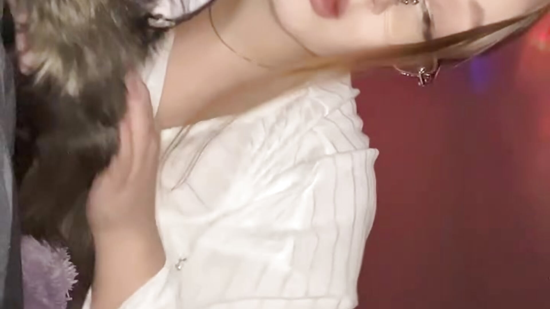 Kiss kiss – видео вебкам-модели cowgirlclicker