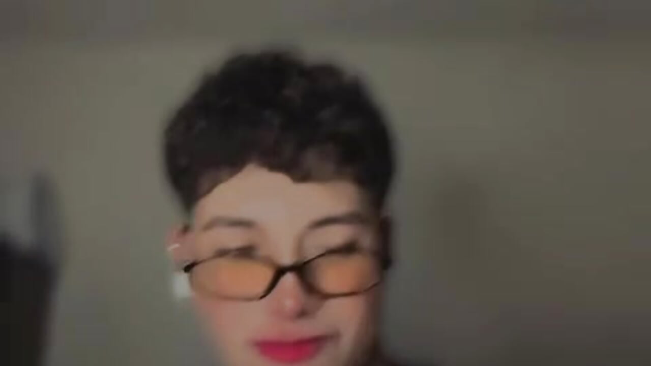 ur guilty pleasure 😈🍑💦🍆 - فيديو من alejostonevg موديل الكام