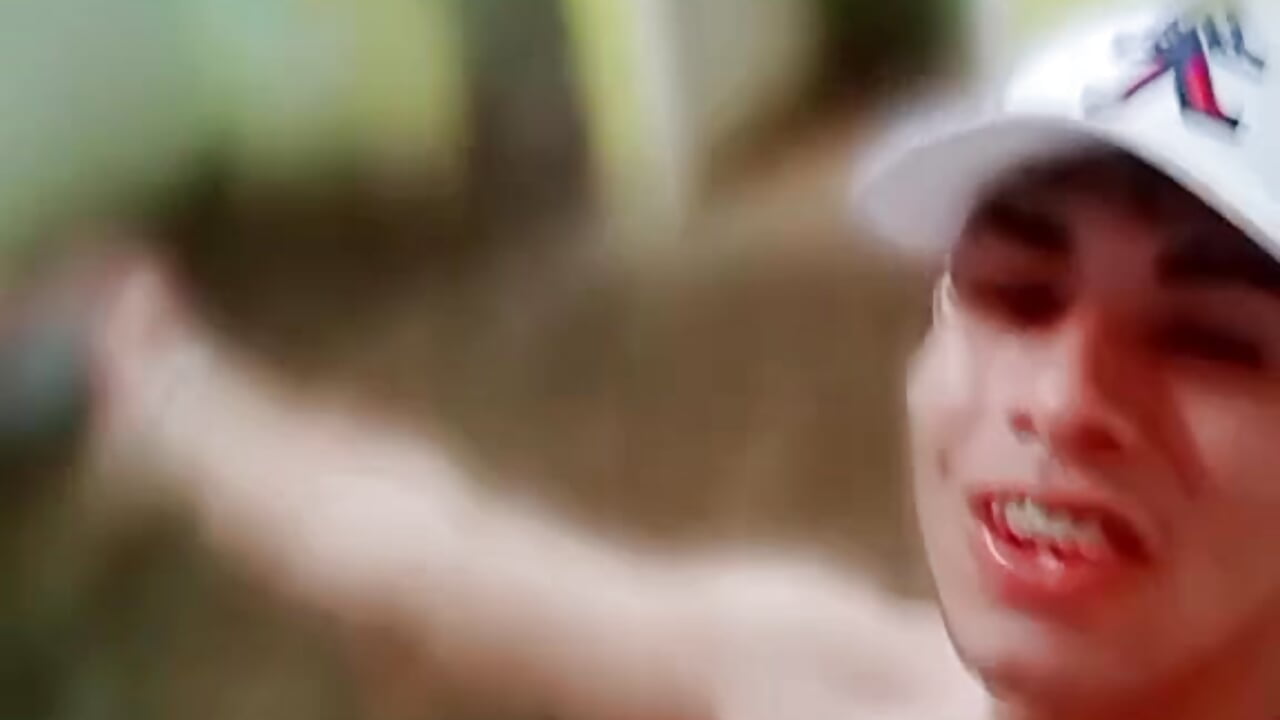 1000076215 - video oleh baby_22cm kamera model