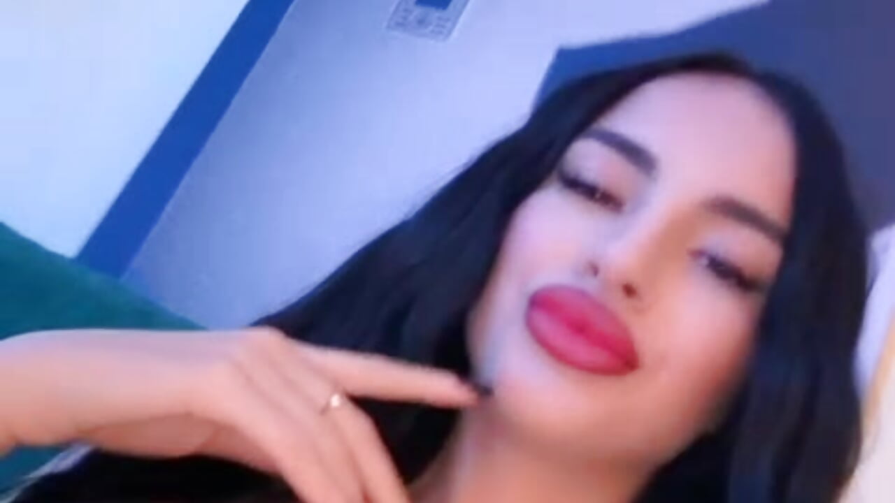 hello - Vídeo de Sienna-Star, modelo de vídeos