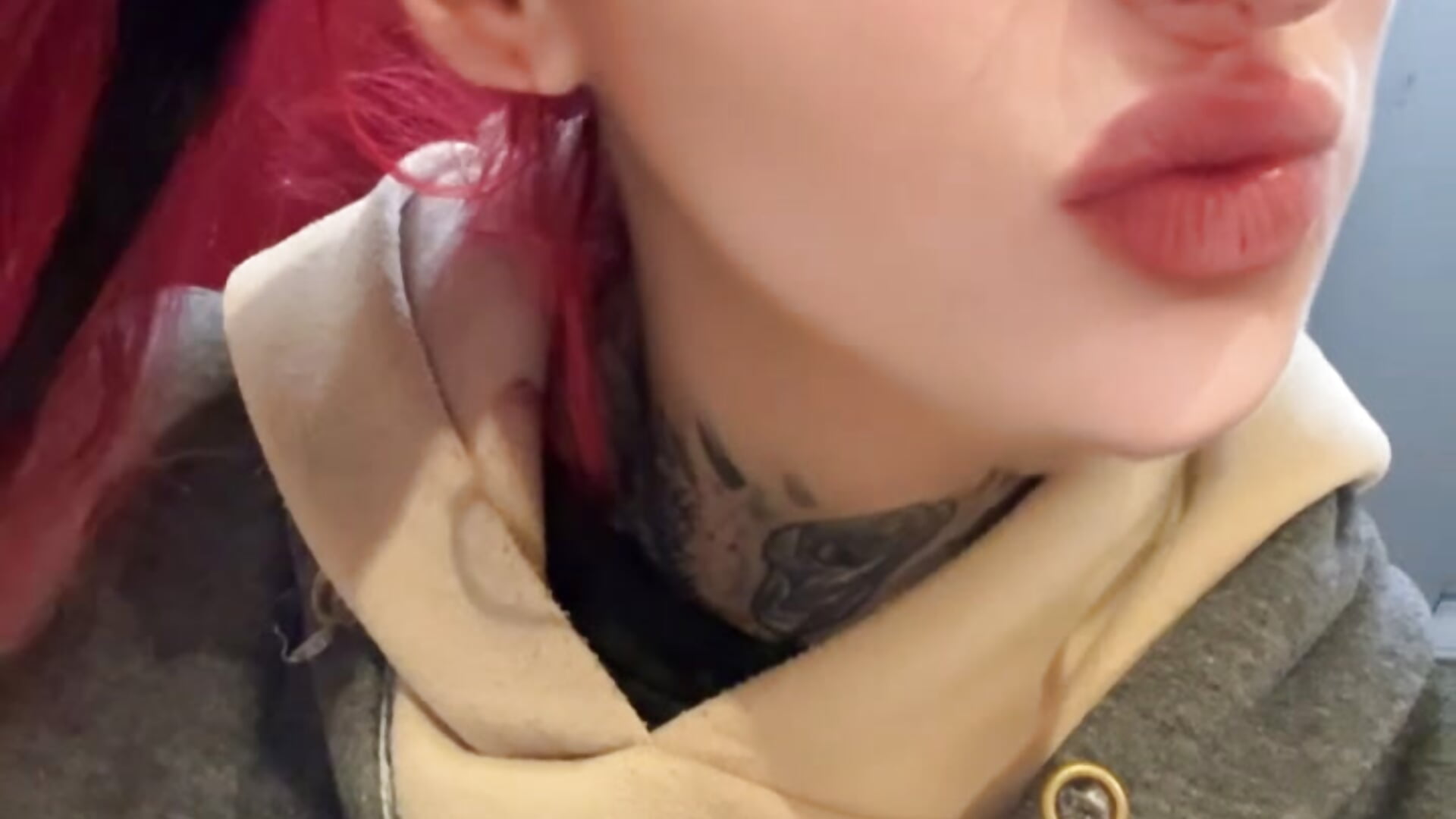 D919C966-3C2A-4BC4-8808-A8075965781C - Queen__Mia主播的视频