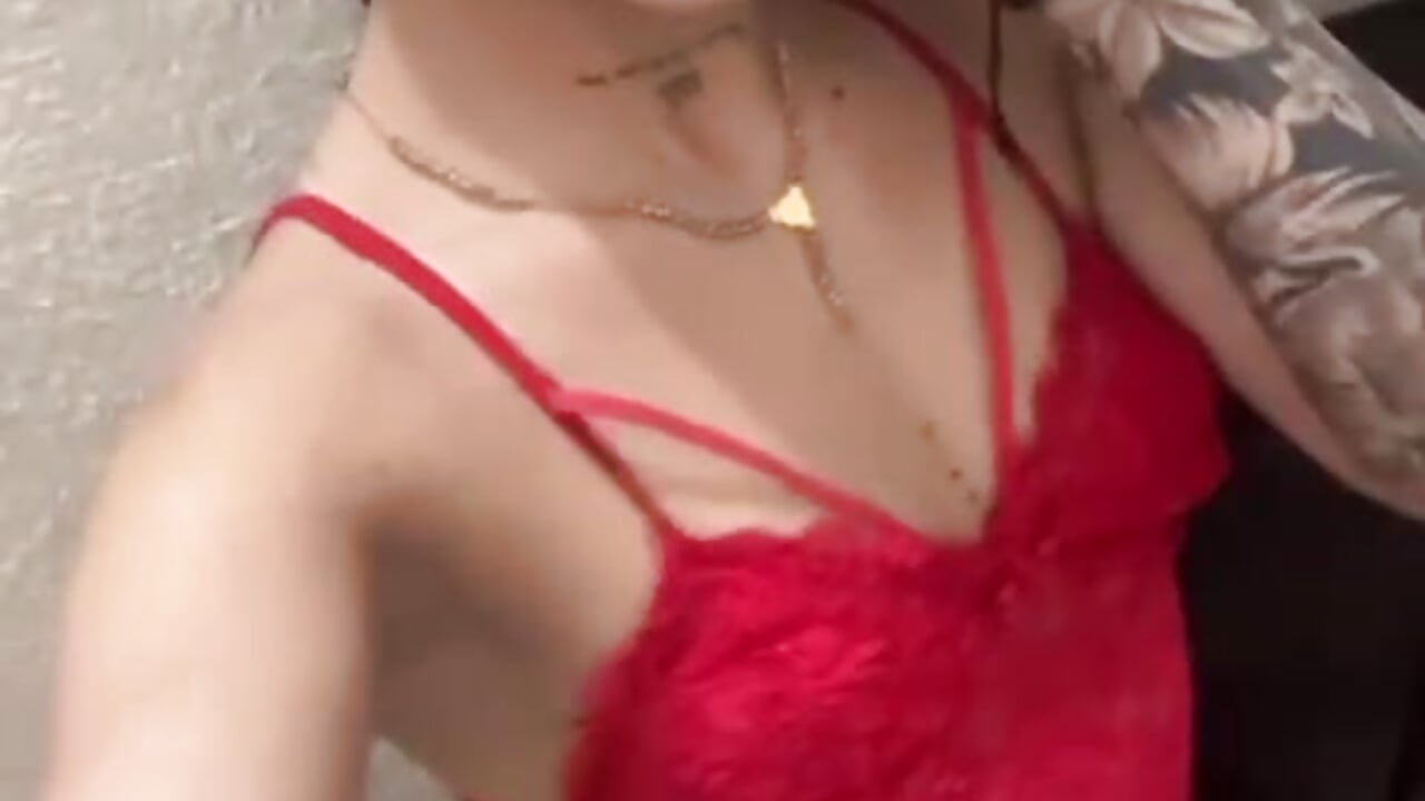 WhatsApp Video 2026-02-06 at 1,45,13 AM - video van mia_petite2007 cam-model