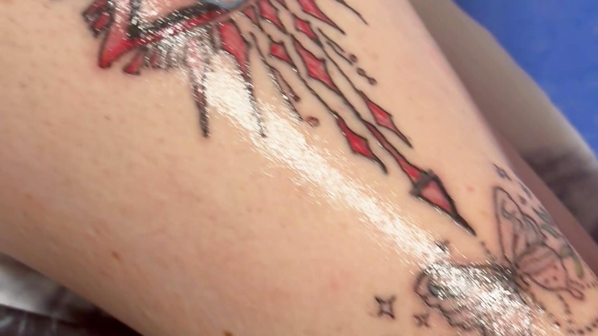 Tattoos - วิดีโอโดย PrincessGirl77 โมเดลแคม