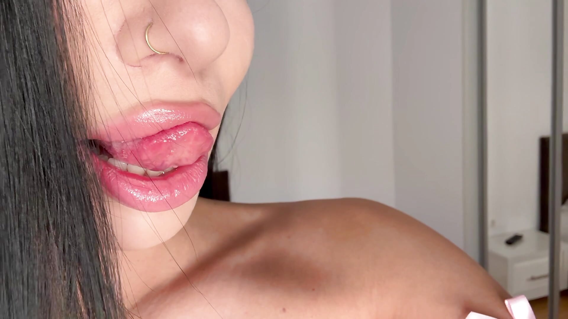 💎 - วิดีโอโดย VivienDiamond โมเดลแคม