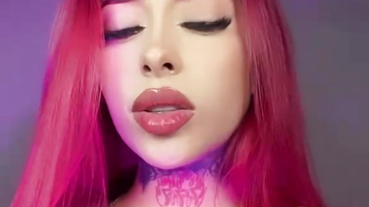 WhatsApp Video 2026-10-23 at 10,18,31 PM - 視頻來源： REDS_VELVET