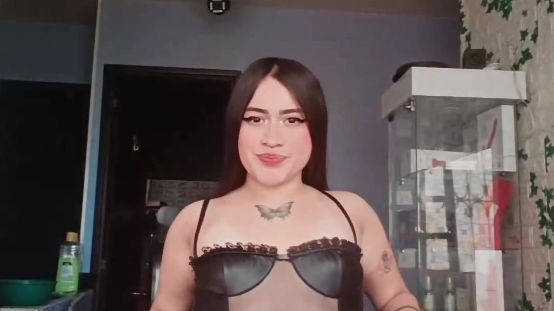 1000041654 - Keyla-moon主播的视频