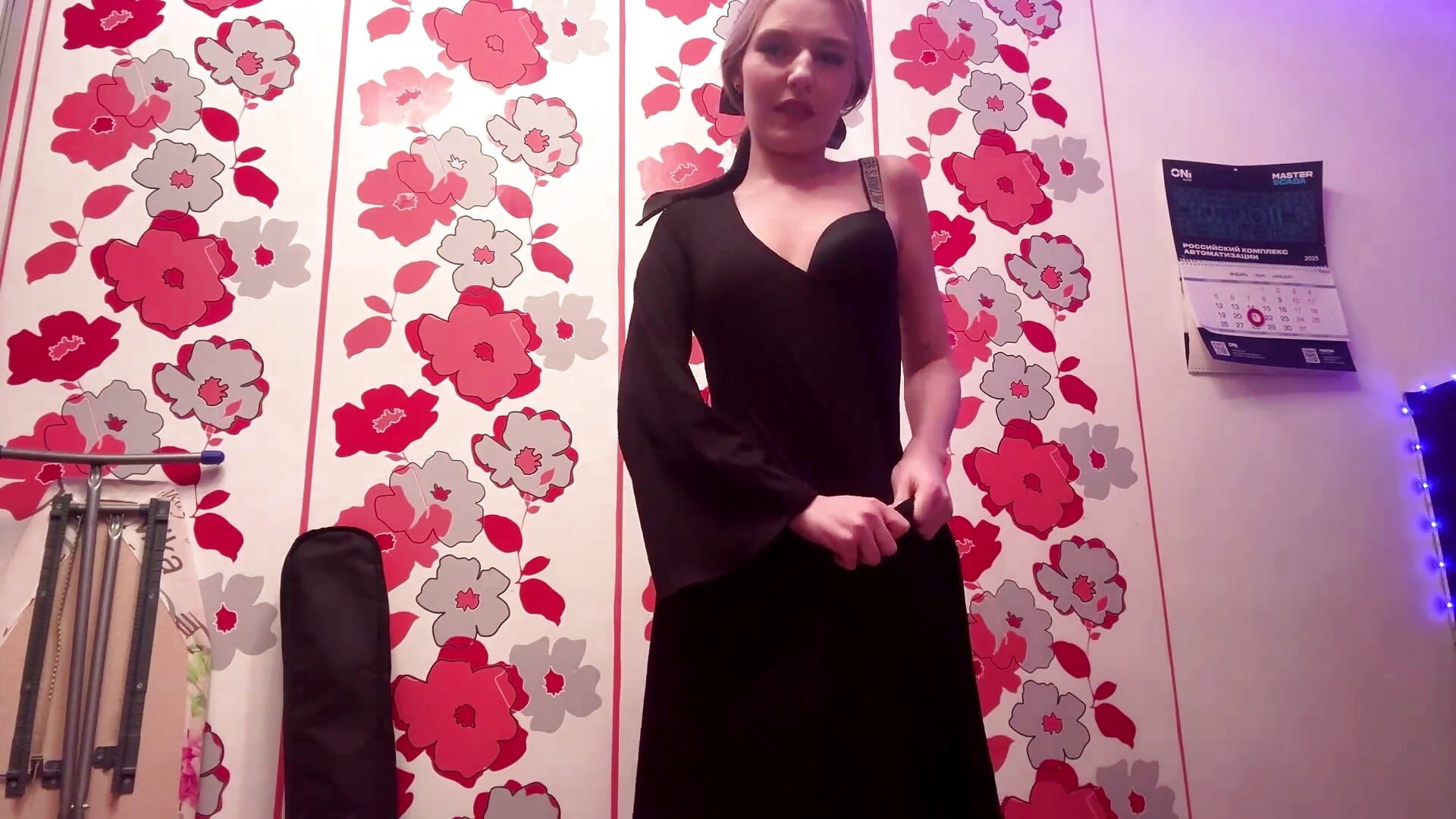Sexy black dress - video by MiaBerlateen cam model