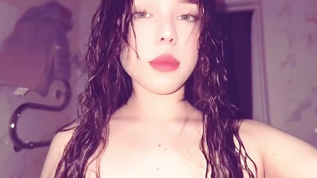 Cute girl 🥰 - video van _luna_fox_ cam-model