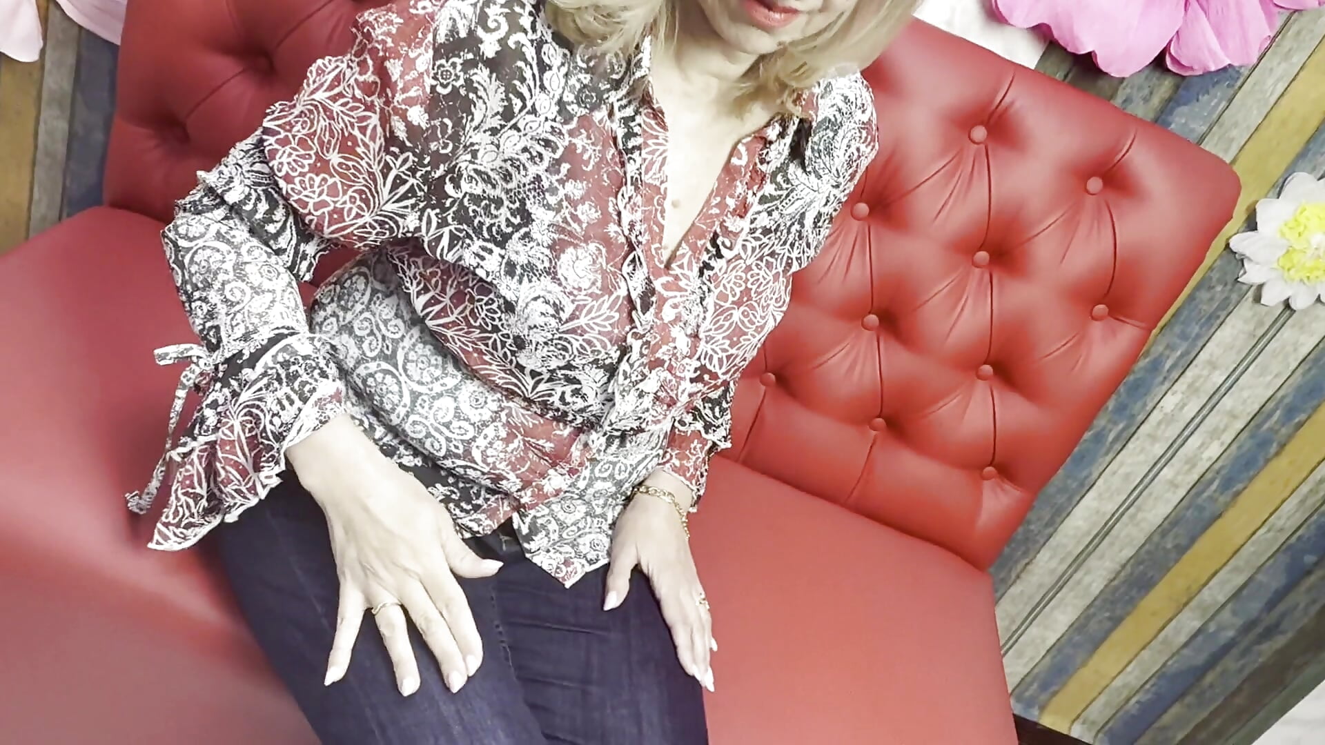 Touch me - video by PattySanny cam model