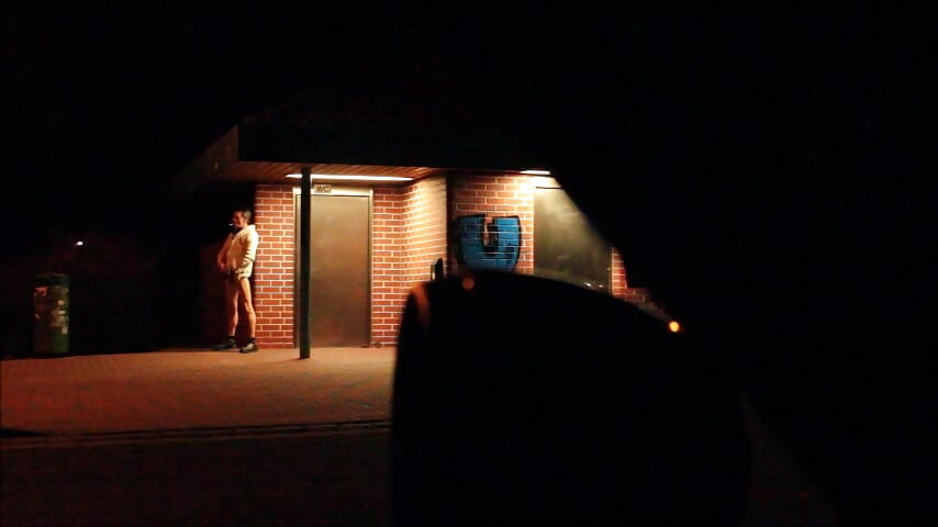 Parkplatz — filmik ExhibGE1, modela(-lki) na kamerkach