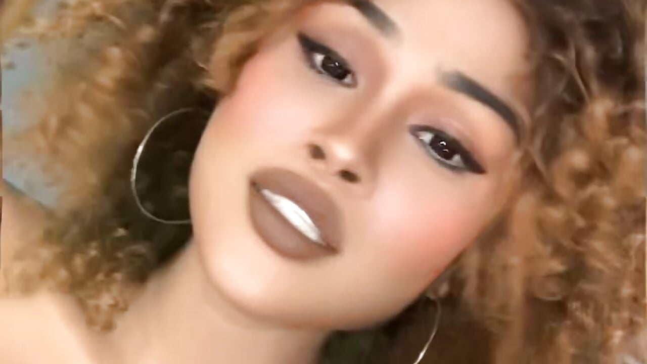 Трендове відео  8602 вебкаммоделі BitchWithTaste