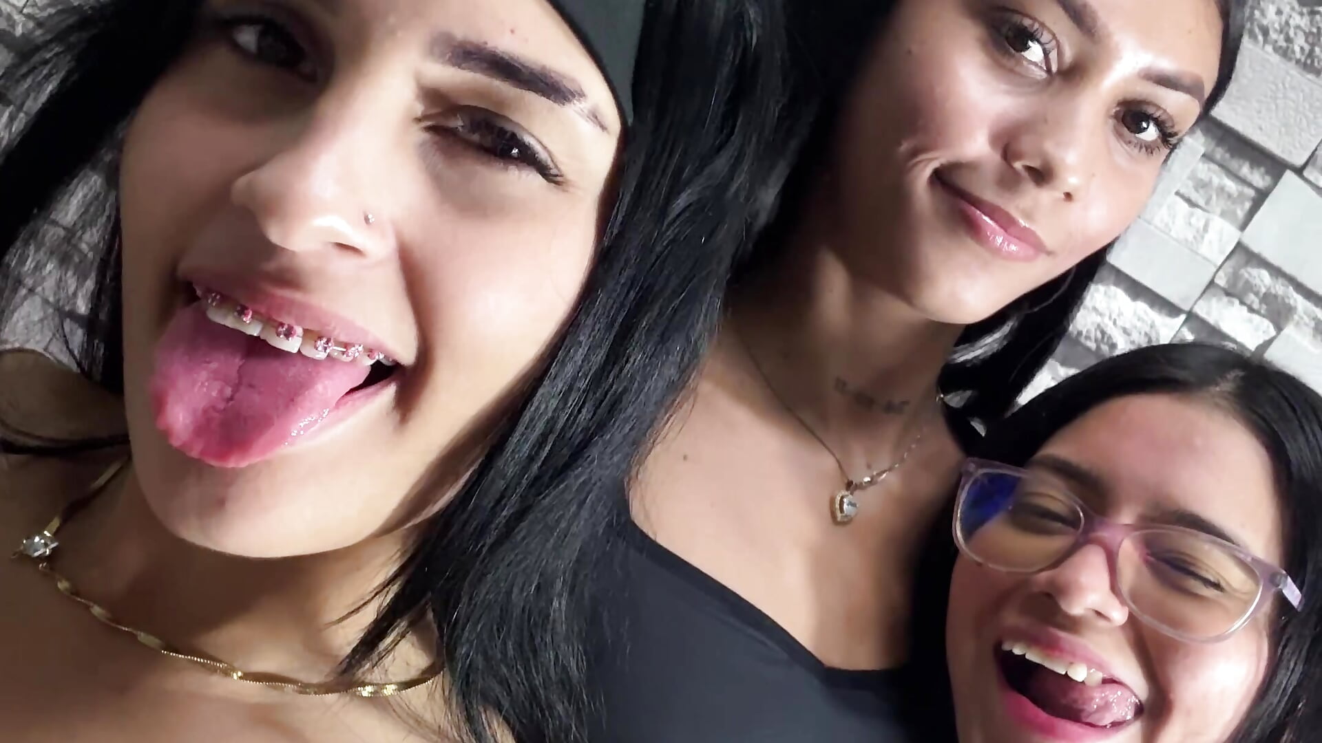 ❤️✌️ - video by Love_girlnew_1 cam model