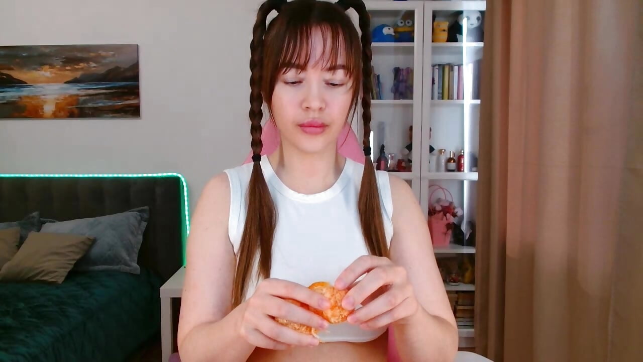 Mandarin Temptation – video od webkamerové modelky Eva_Allen