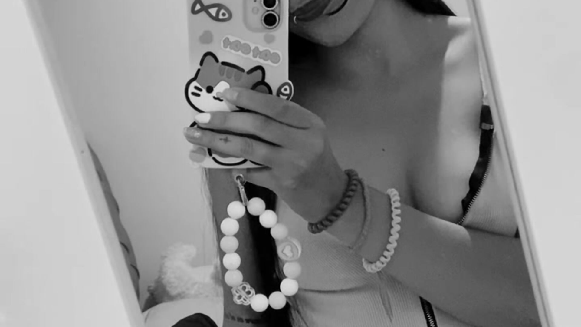 d3f0b430693f4e989a7f8732786e5a3f – video af Mia__Starxxx cam-model