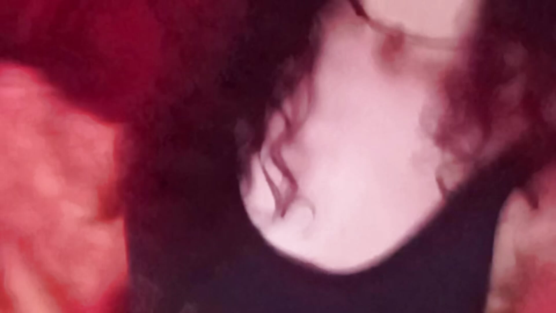 Red😏 – видео вебкам-модели ViolettNyx