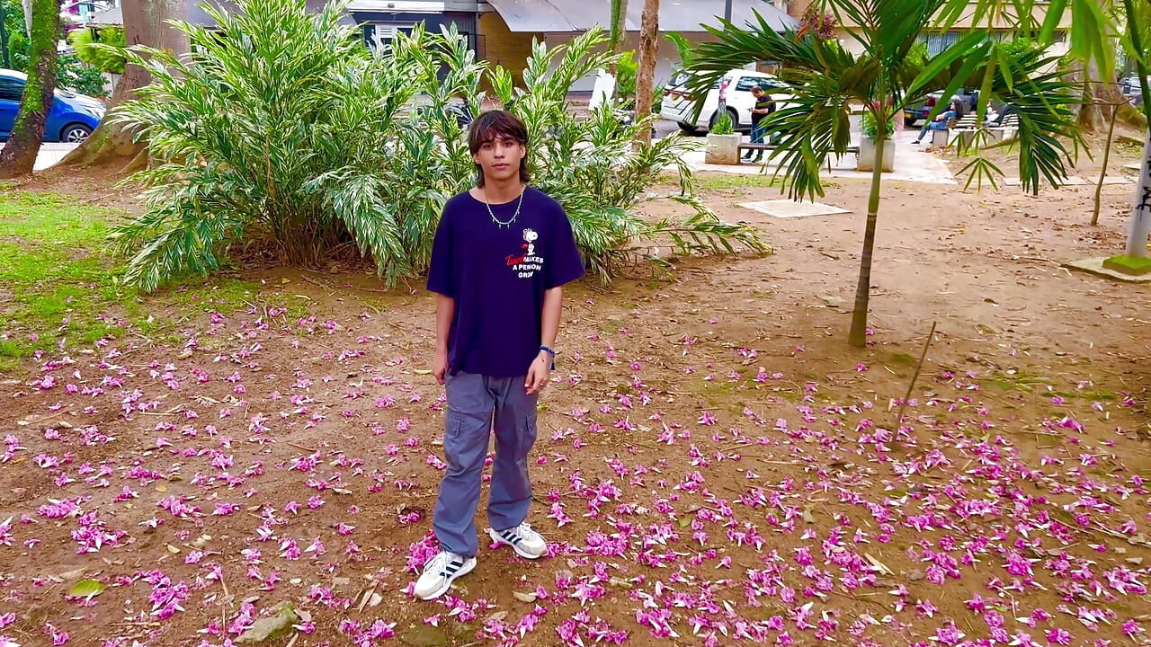 A big greeting - video od modelky/modela Anzac_Colbee