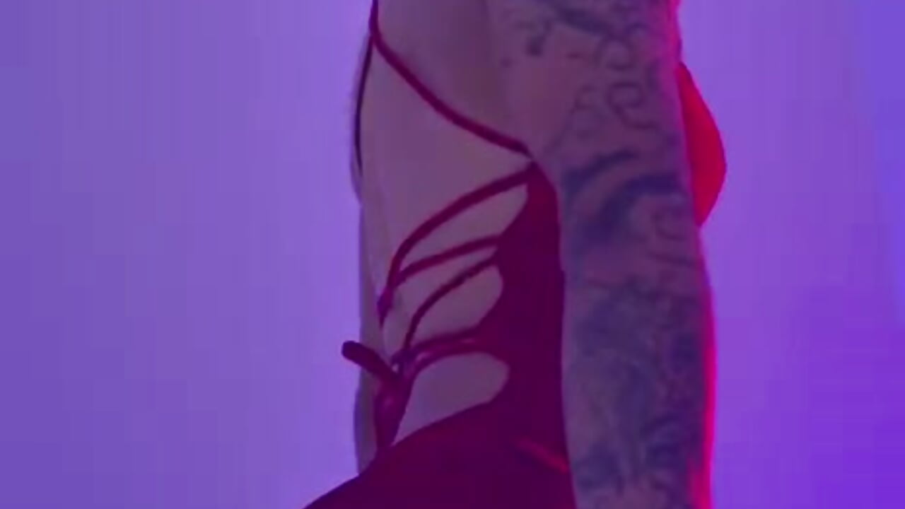 Valentines day with Valk♥ - video của người mẫu cam Fit_valkiria