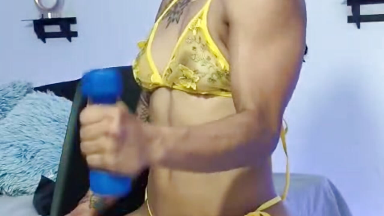 strong and beuty women for u - vidéo du modèle de showcams Fit_valkiria