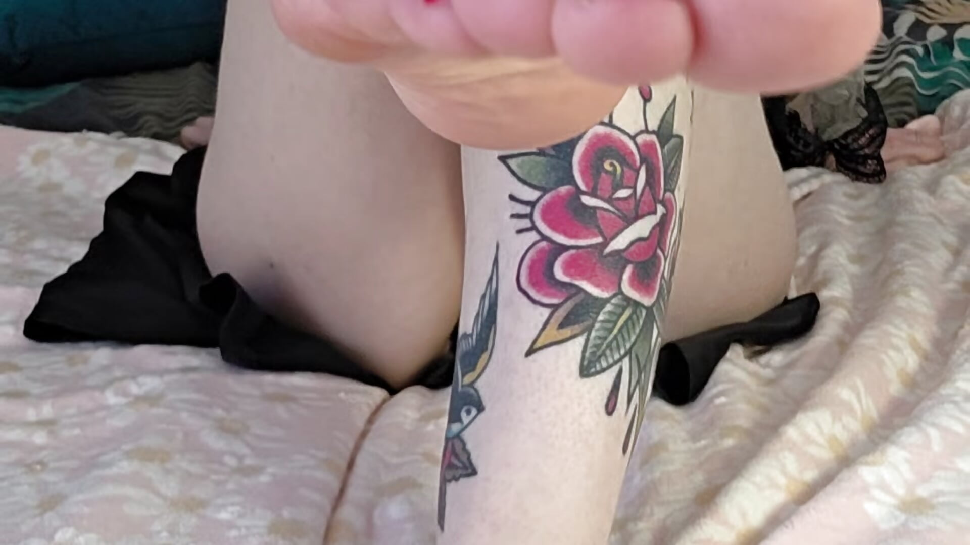 JOI pieds insultes hard et CEI - video di Dame_Melina modella di cam